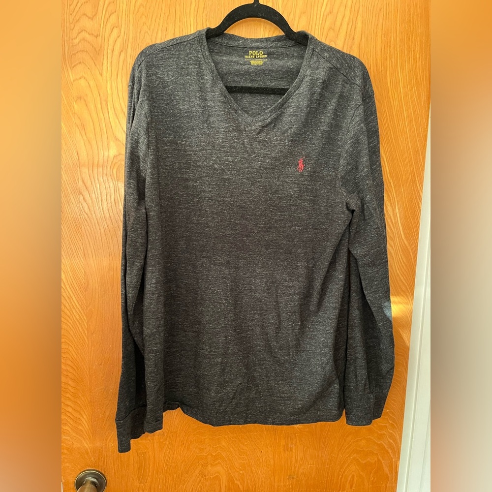 Ralph Lauren vneck long sleeve tee L